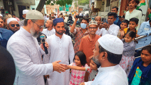 Asaduddin Owaisi among the people of Hyderabad